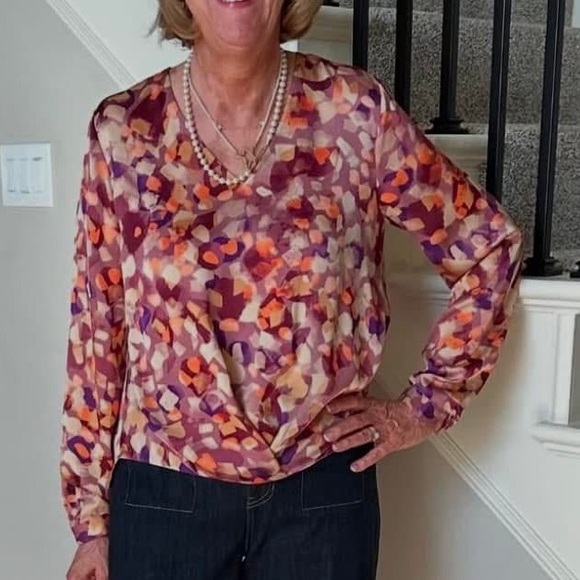 Cabi Tuck Blouse - Picture 6 of 12